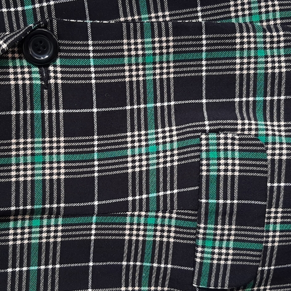 Green, Black, & Creamy Tan Plaid Blazer - Picture 2 of 7